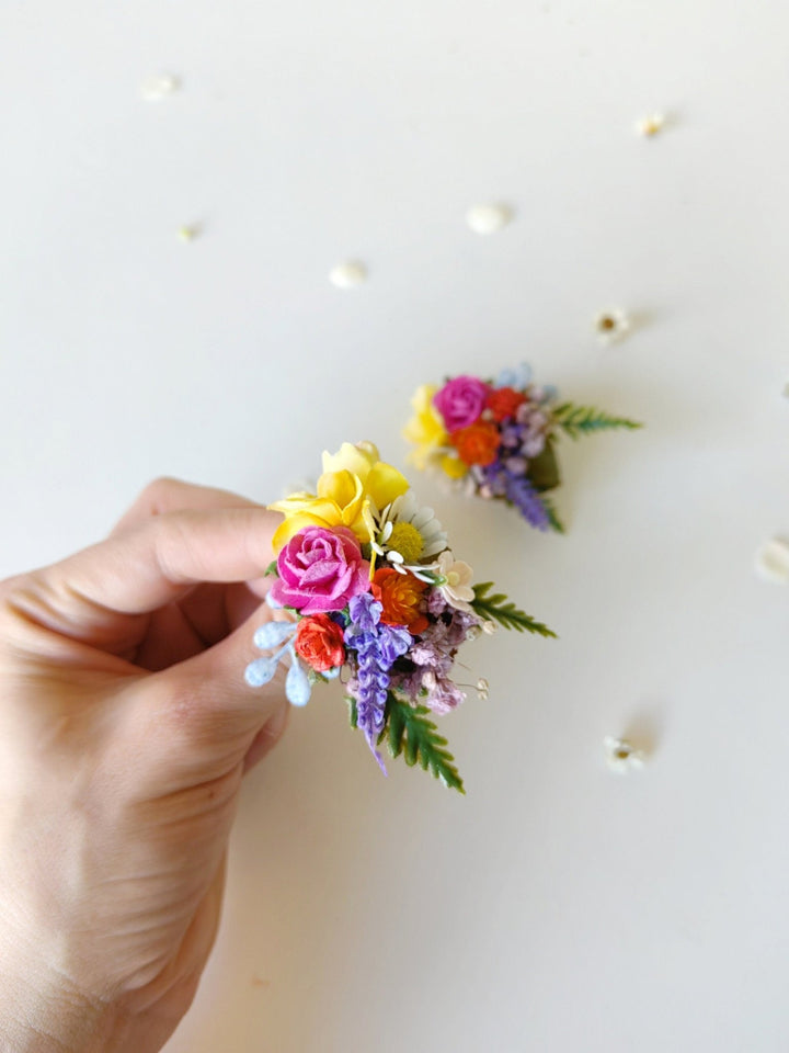 Colorful Flower Stud Earrings: Boho Wedding Jewelry – handmade floral hair accessory by magaela