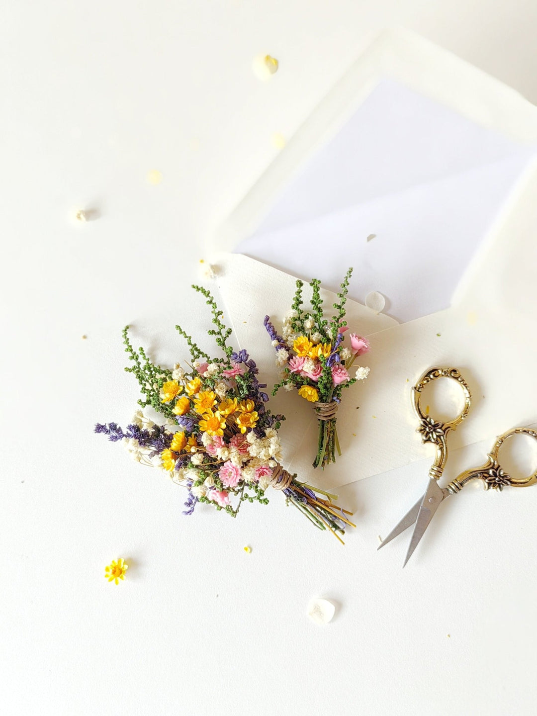 Wildflower Boutonniere: Colorful Meadow Wedding Corsage – handmade floral hair accessory by magaela