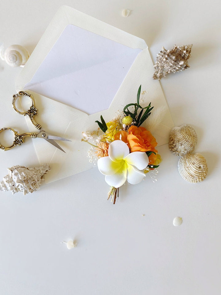 Plumeria Hair Comb & Boutonniere Set: Tropical Beach Wedding – handmade floral hair accessory by magaela