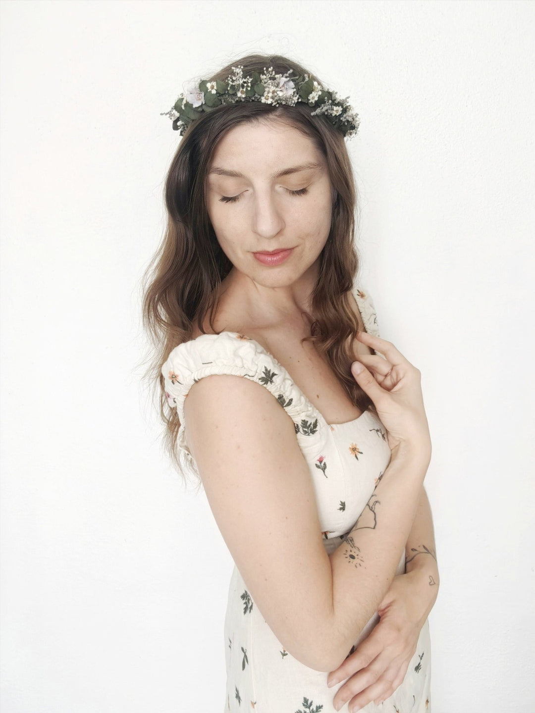 Boho Wedding Flower Crown: Romantic Hair Wreath with Comb – handmade floral hair accessory by magaela