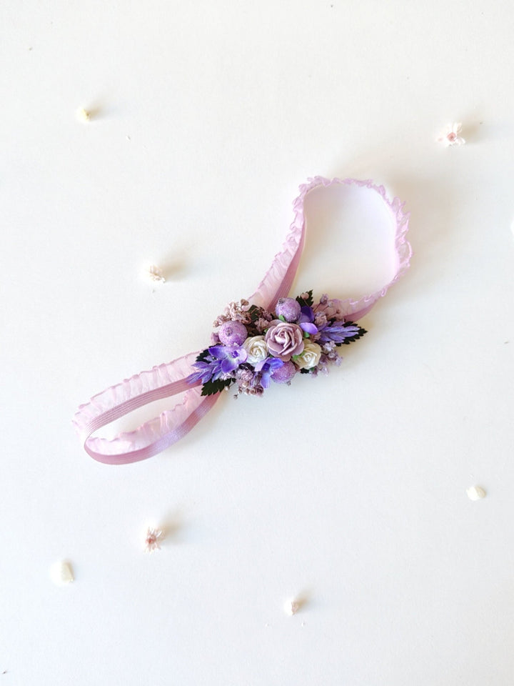 Purple Floral Bridal Garter: Elastic Violet Wedding Accessory – handmade floral hair accessory by magaela