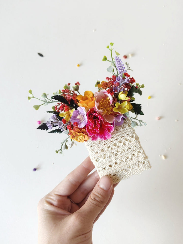 Boho Groom Boutonniere: Colorful Frida Flower Corsage – handmade floral hair accessory by magaela