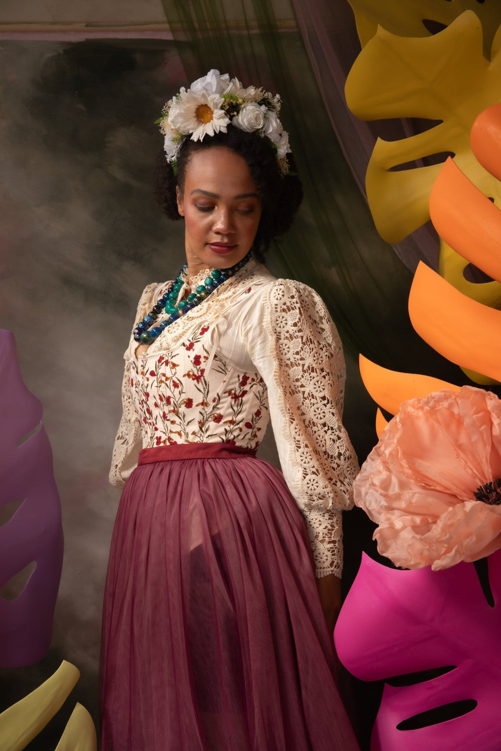 White Cream Daisy Flower Crown: Frida Inspired Wedding Headband – handmade floral hair accessory by magaela