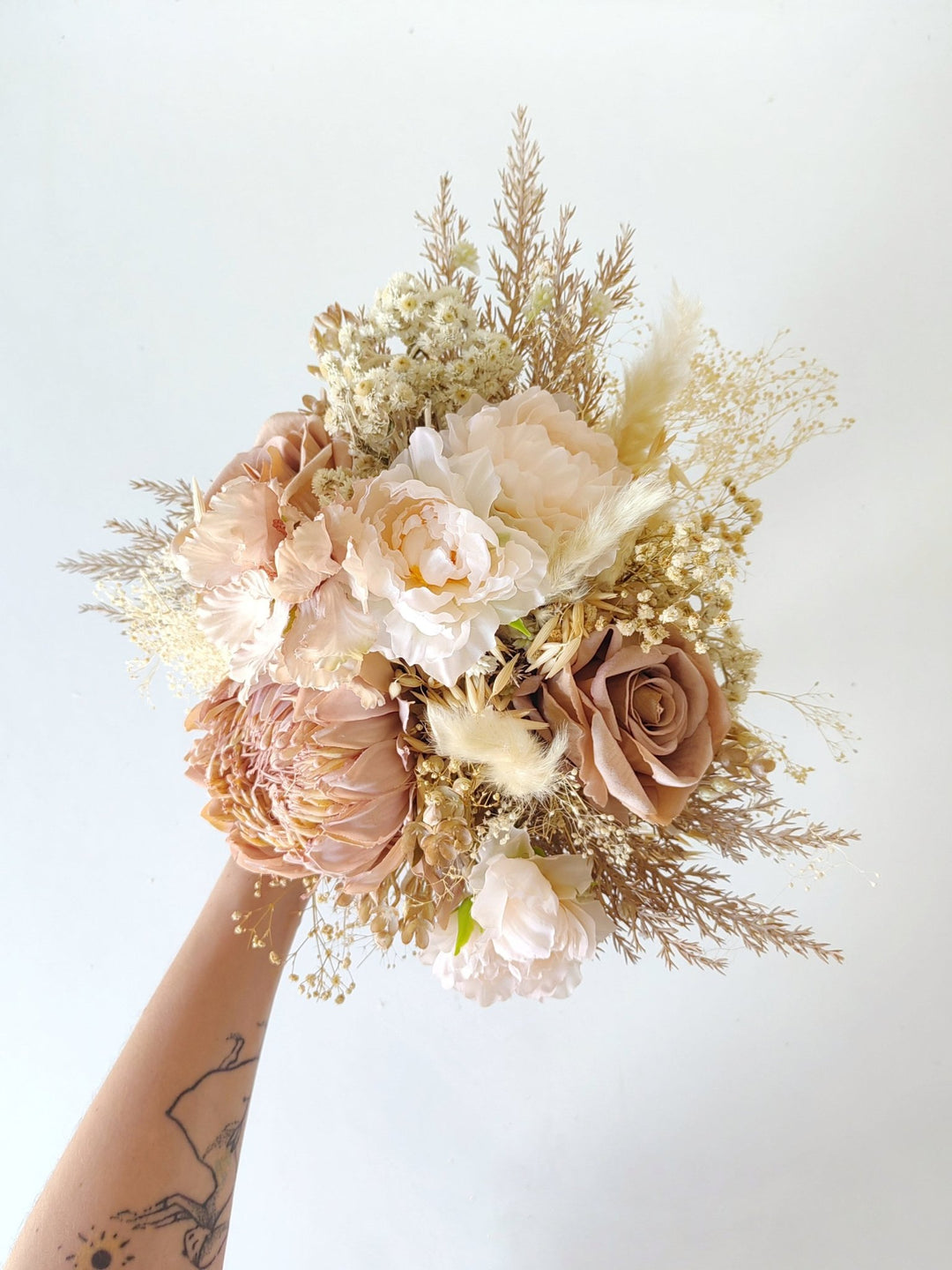Rustic Pink Wedding Bouquet: Boho Bridal Flower Accessory – handmade floral hair accessory by magaela