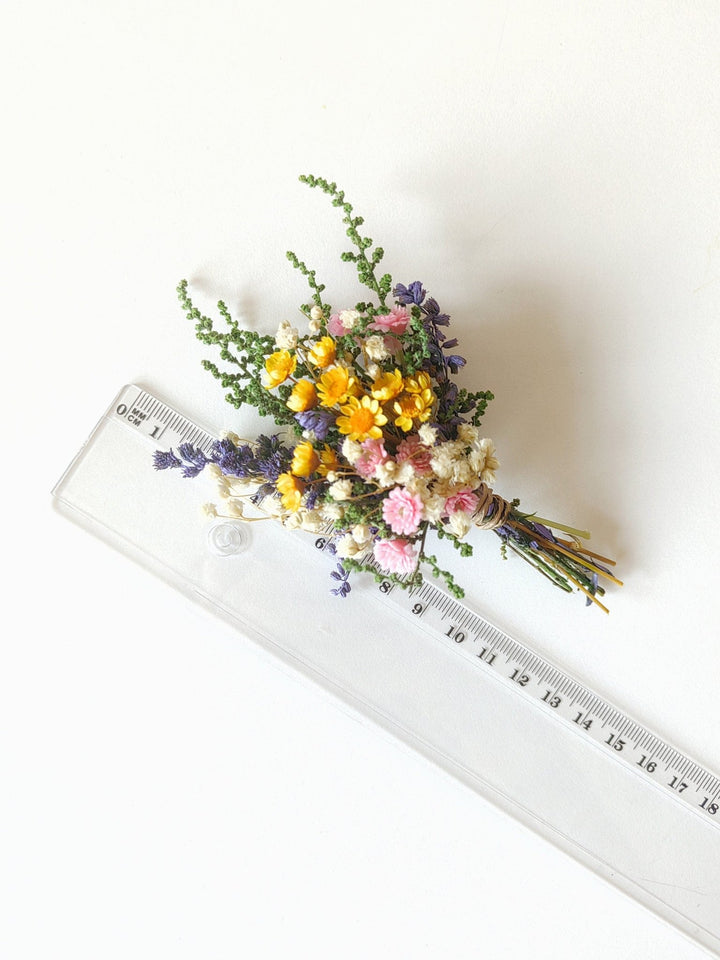 Wildflower Boutonniere: Colorful Meadow Wedding Corsage – handmade floral hair accessory by magaela