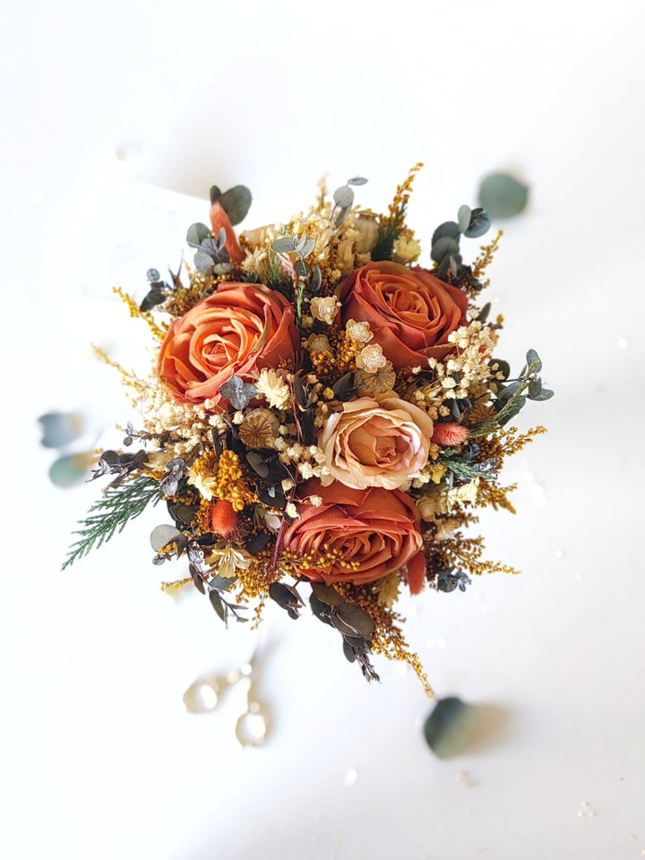Terracotta Bridal Bouquet: Rustic Autumn Boho Wedding Flowers – handmade floral hair accessory by magaela