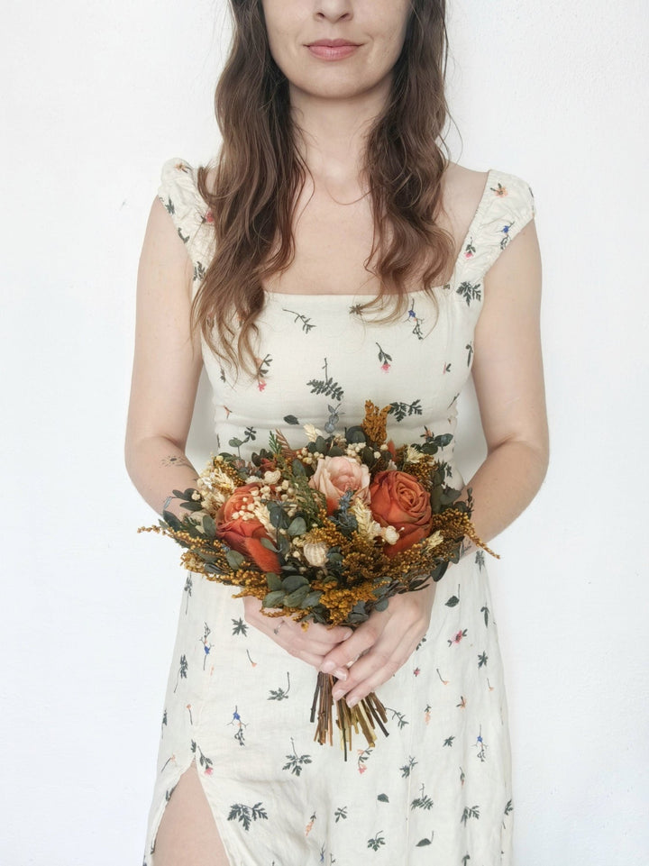 Terracotta Bridal Bouquet: Rustic Autumn Boho Wedding Flowers – handmade floral hair accessory by magaela