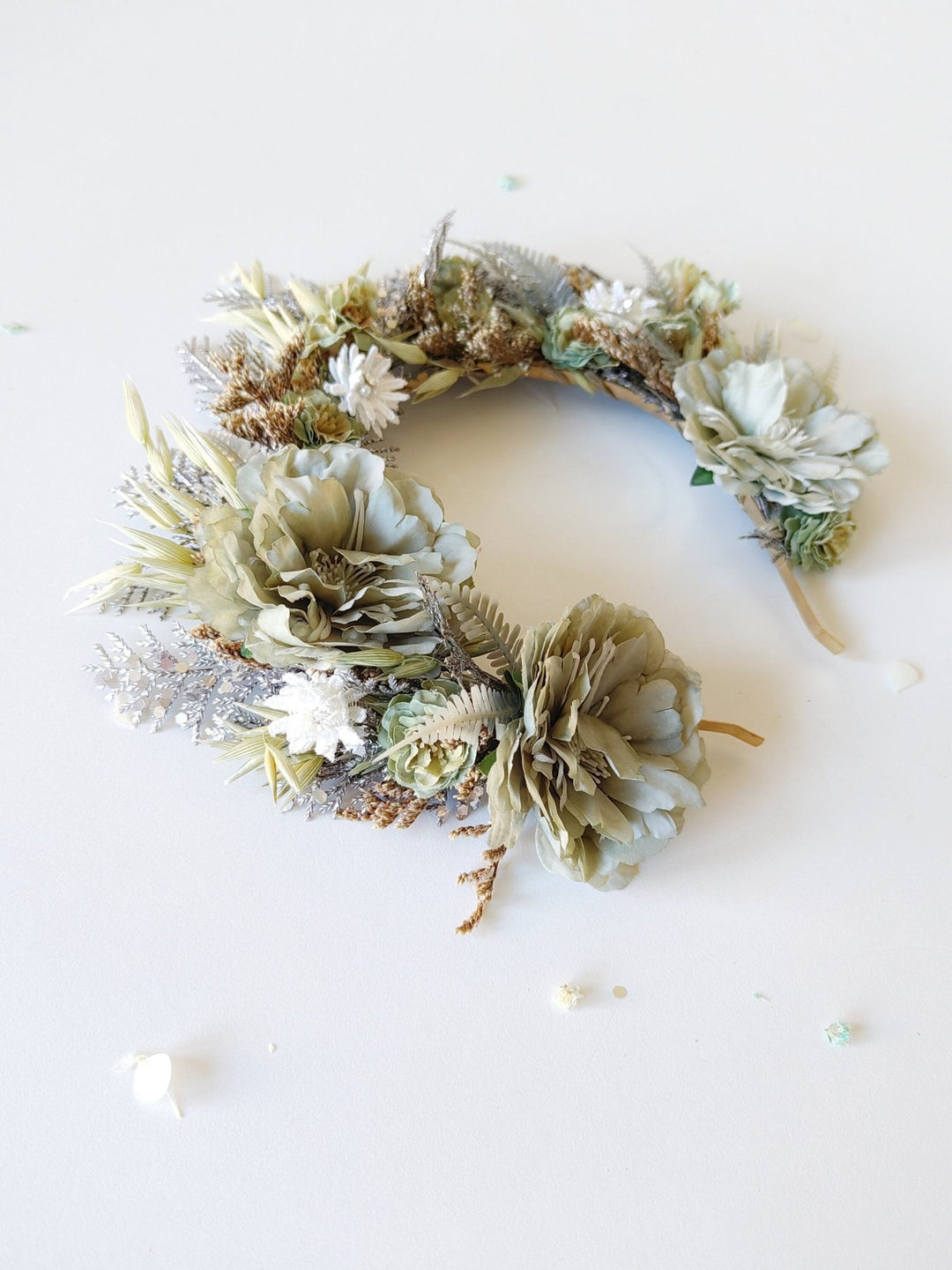 Vintage Bridal Flower Crown: Mint Green Wedding Headpiece – handmade floral hair accessory by magaela