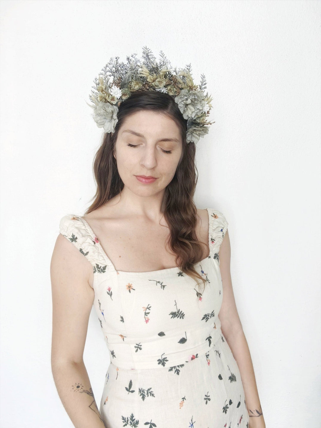 Vintage Bridal Flower Crown: Mint Green Wedding Headpiece – handmade floral hair accessory by magaela