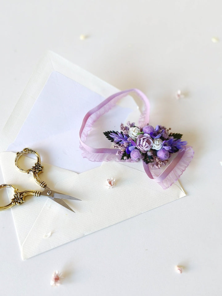 Purple Floral Bridal Garter: Elastic Violet Wedding Accessory – handmade floral hair accessory by magaela