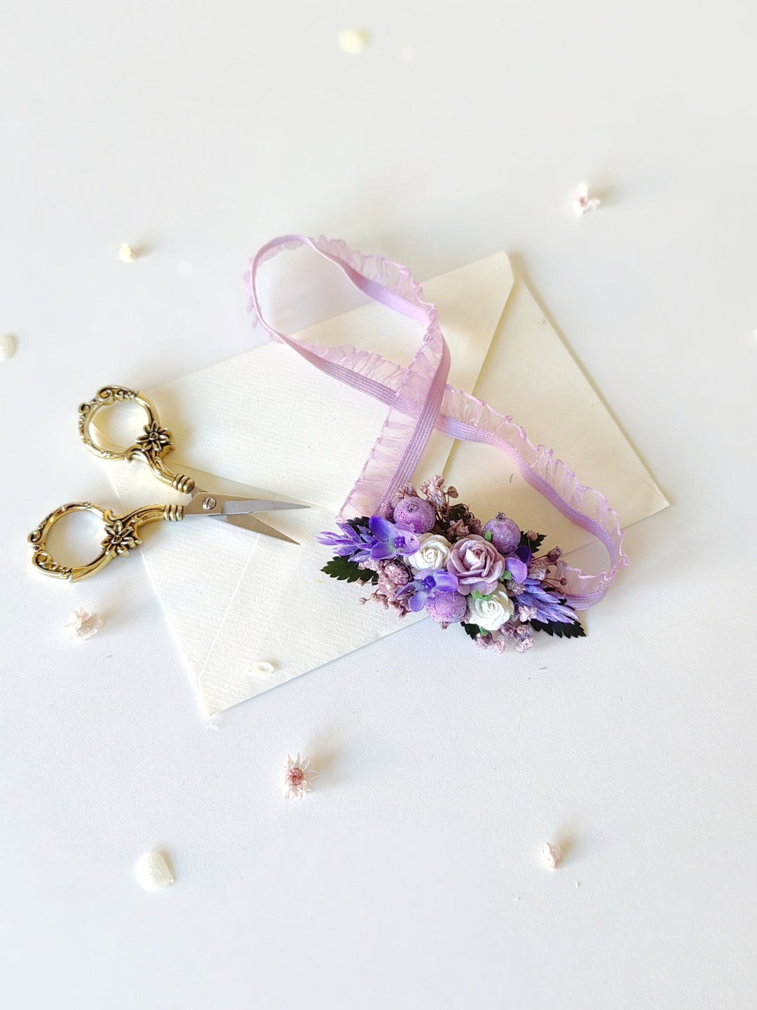 Purple Floral Bridal Garter: Elastic Violet Wedding Accessory – handmade floral hair accessory by magaela