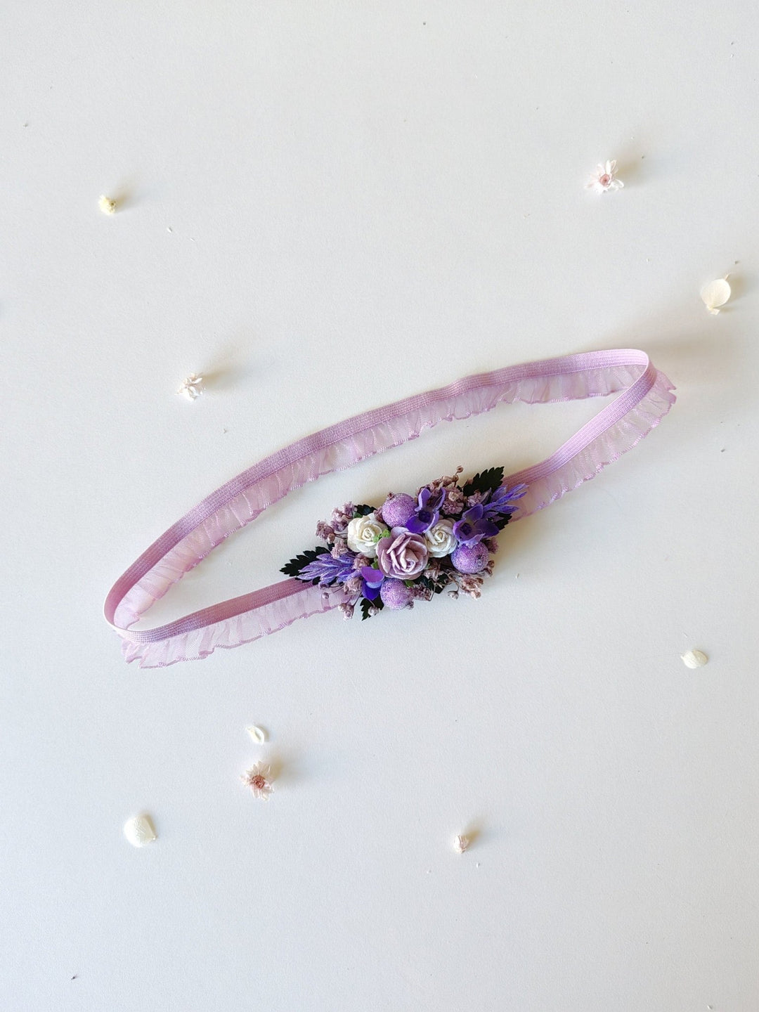 Purple Floral Bridal Garter: Elastic Violet Wedding Accessory – handmade floral hair accessory by magaela