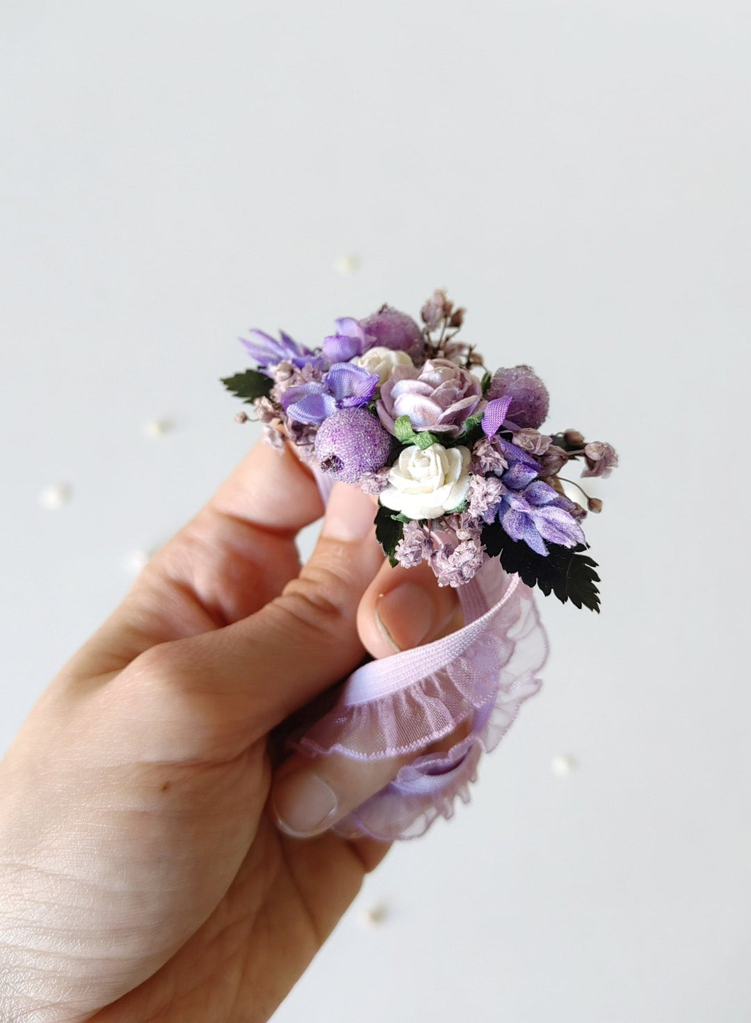 Purple Floral Bridal Garter: Elastic Violet Wedding Accessory – handmade floral hair accessory by magaela