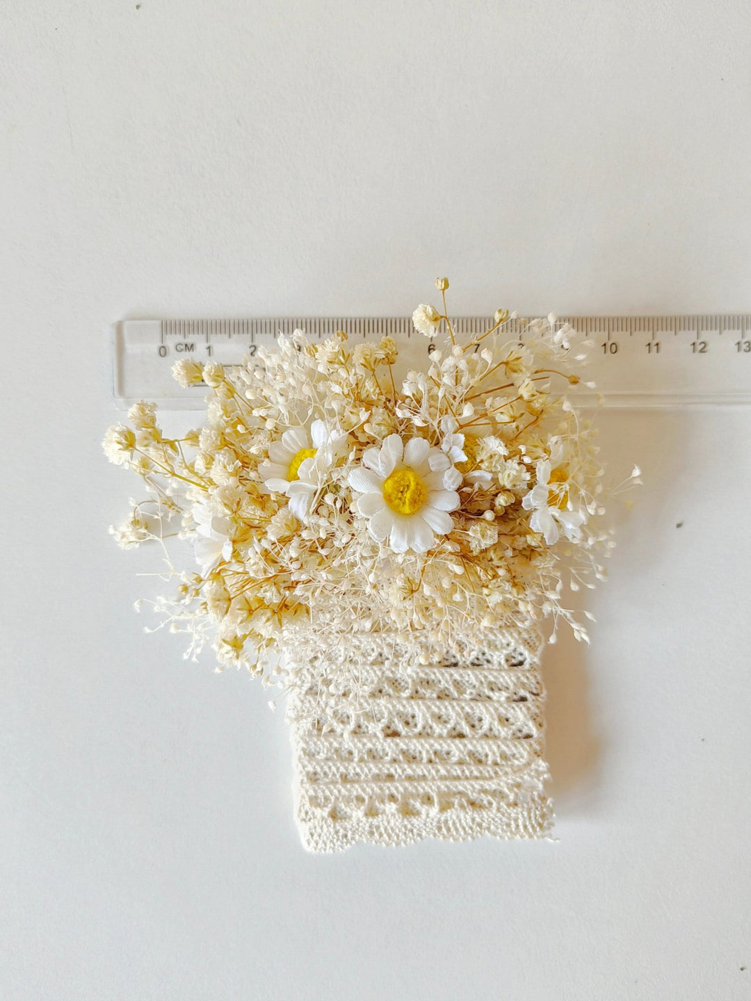Ivory Daisy Boutonniere: Groom's Wedding Corsage with Gypsophila – handmade floral hair accessory by magaela