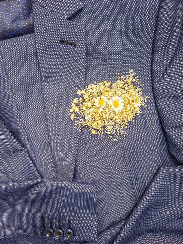 Ivory Daisy Boutonniere: Groom's Wedding Corsage with Gypsophila – handmade floral hair accessory by magaela