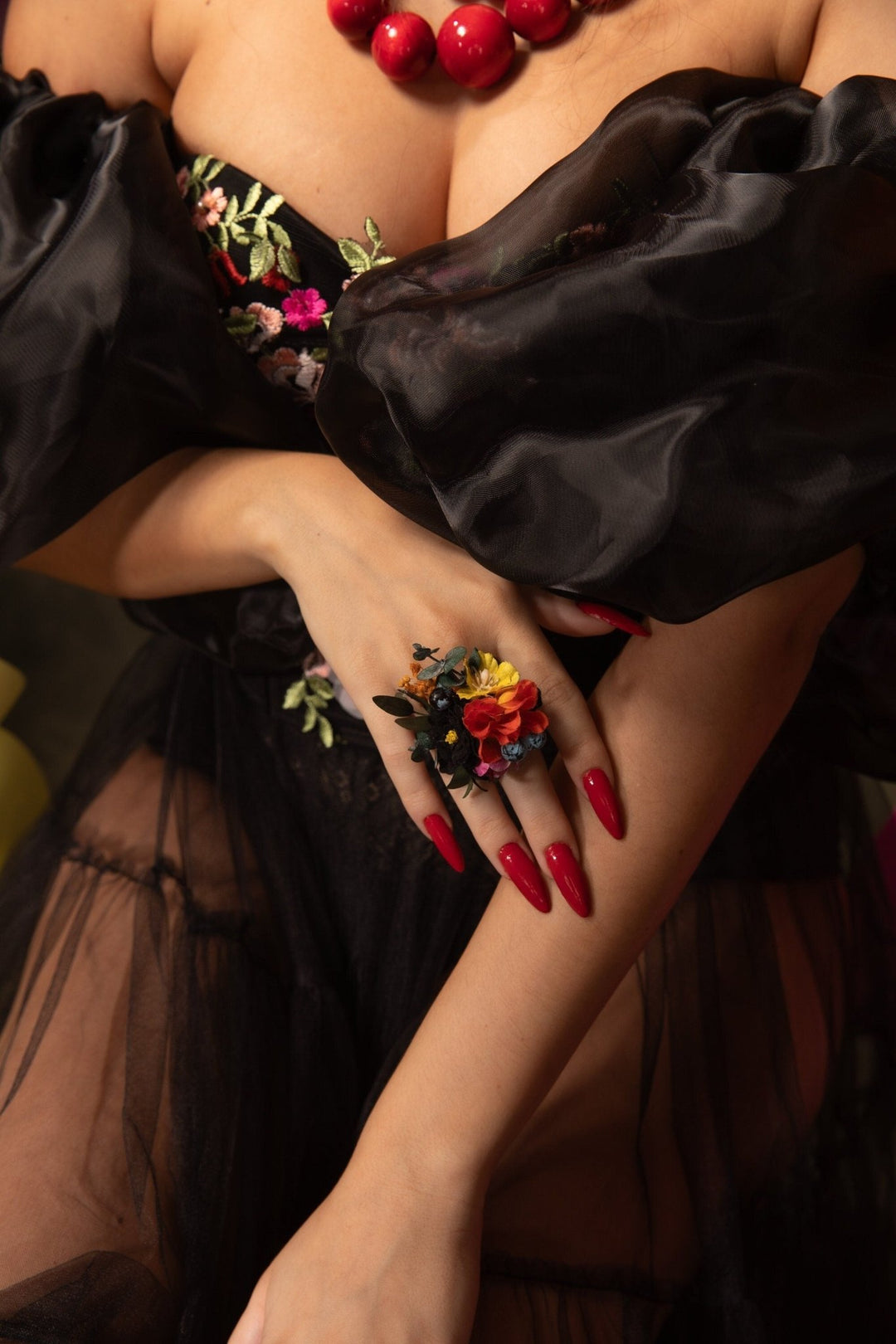 Boho Flower Ring: Frida Style Adjustable Floral Jewelry – handmade floral hair accessory by magaela