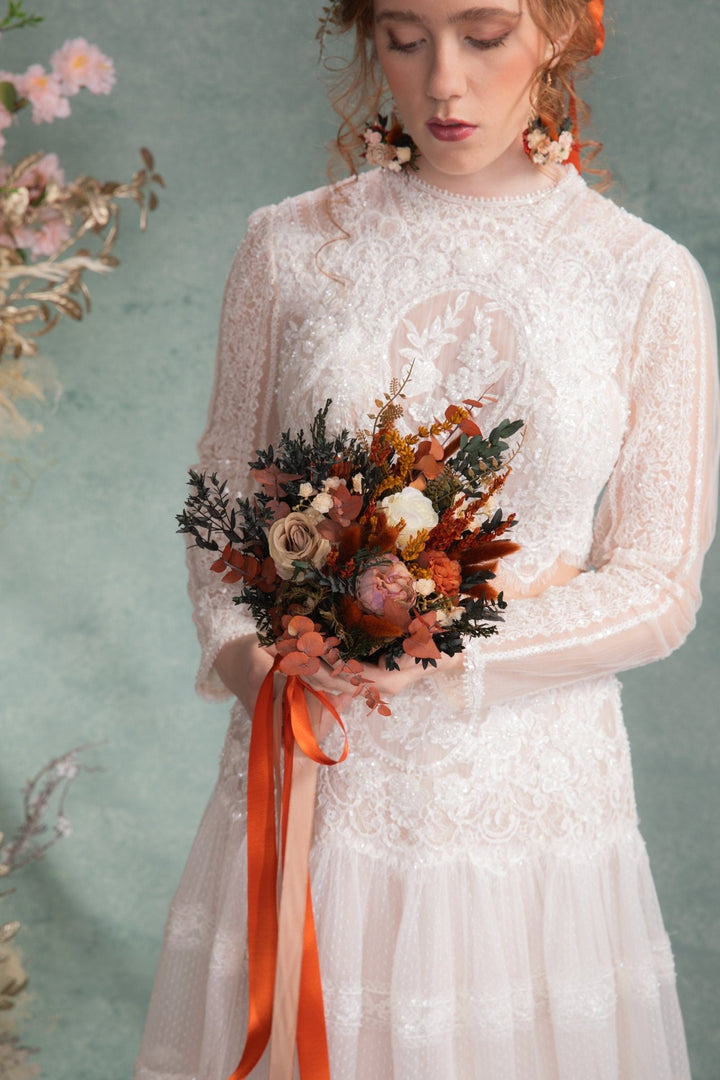 Terracotta Bridal Bouquet: Rustic Autumn Wedding, Boho Style – handmade floral hair accessory by magaela