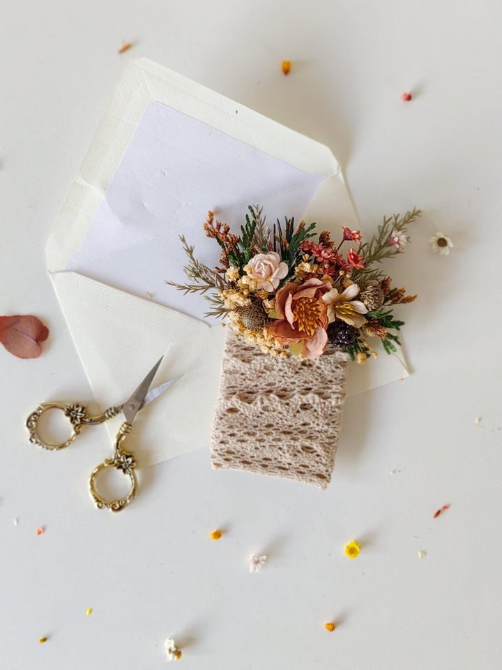 Fall Wedding Boutonniere: Rustic Groom Corsage, Preserved Flowers – handmade floral hair accessory by magaela