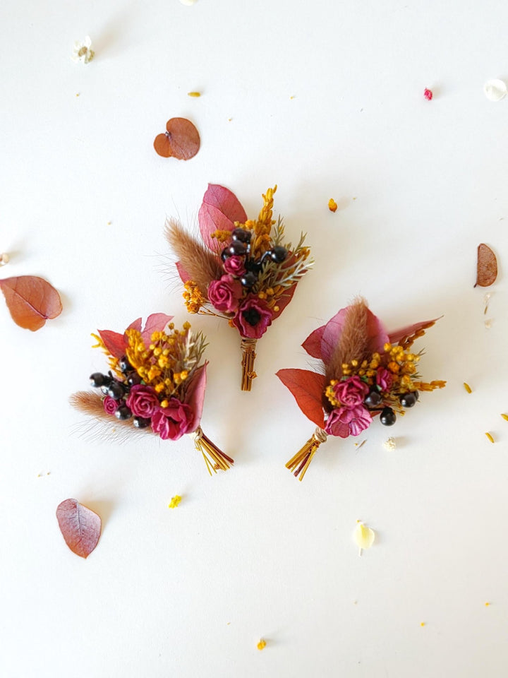 Autumn Flower Boutonniere: Rustic Wedding Groom Accessory – handmade floral hair accessory by magaela