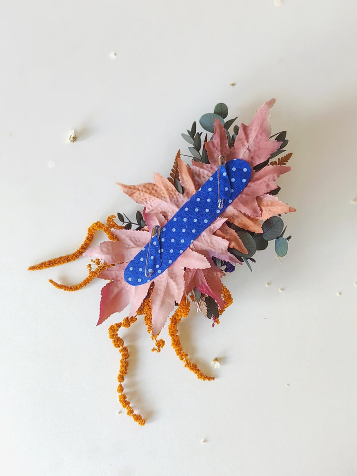 Woodland Wedding Boutonniere: Autumn Brooch Corsage, Purple Boho Flower – handmade floral hair accessory by magaela