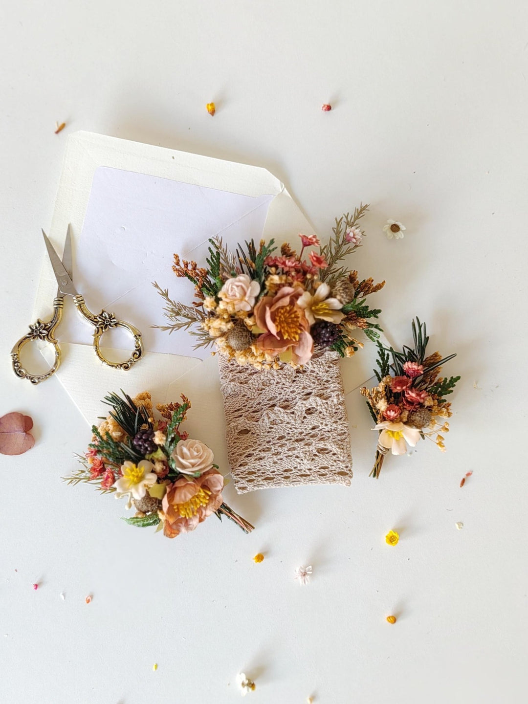 Fall Wedding Boutonniere: Rustic Groom Corsage, Preserved Flowers – handmade floral hair accessory by magaela
