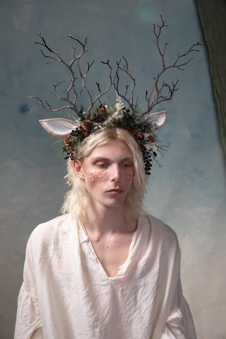 Woodland Antlers Crown: Fairycore Flower Headband – handmade floral hair accessory by magaela