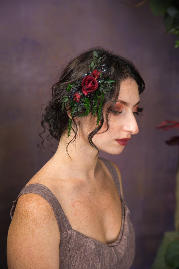 Burgundy Rose Bridal Hair Comb: Autumn Gothic Wedding Hairpiece – handmade floral hair accessory by magaela