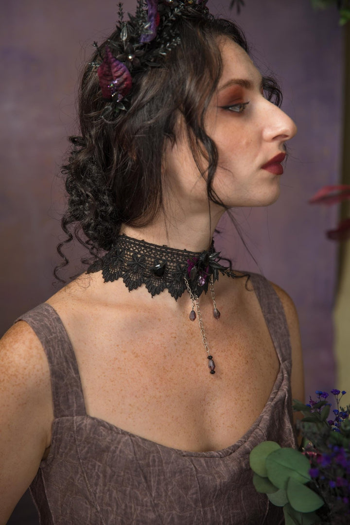 Gothic Lace Choker: Black Necklace with Purple Flowers & Chains – handmade floral hair accessory by magaela