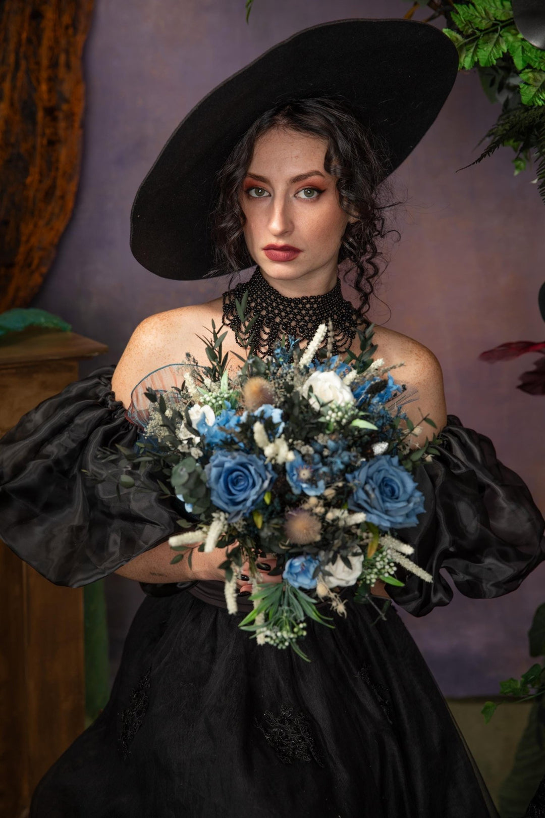 Blue Rose Bouquet: Gothic Wedding, Autumn Bridal Bouquet – handmade floral hair accessory by magaela