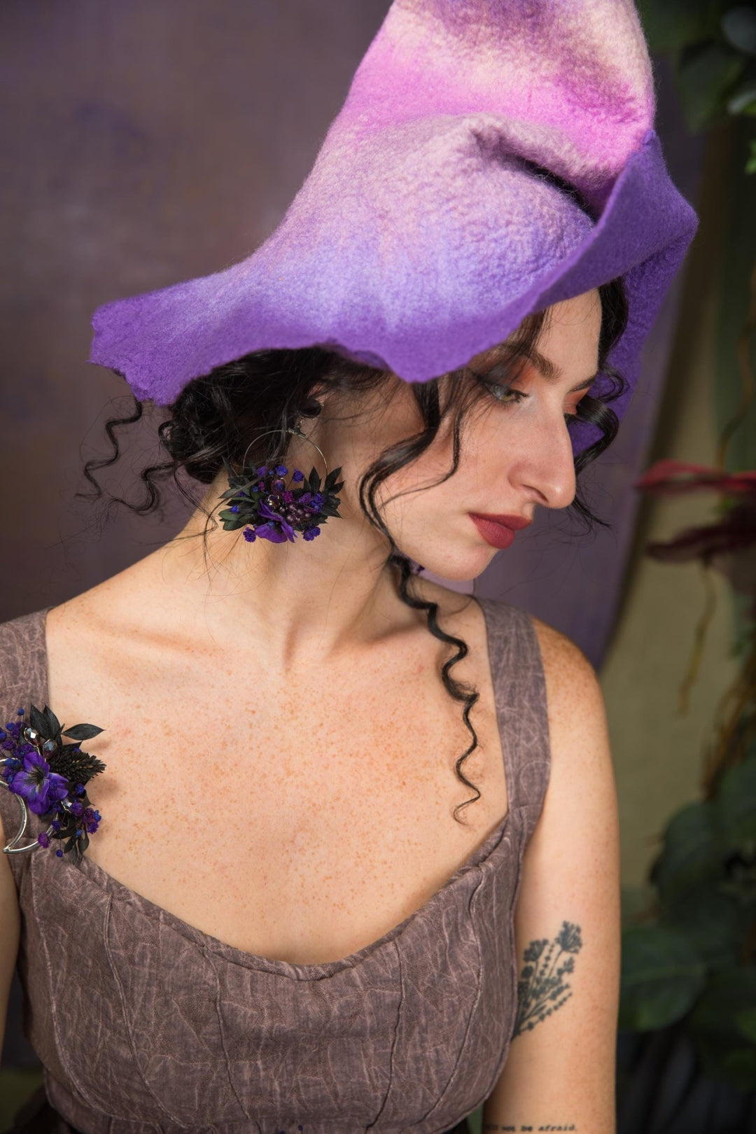 Purple Flower Circle Earrings: Gothic Wedding Jewelry – handmade floral hair accessory by magaela