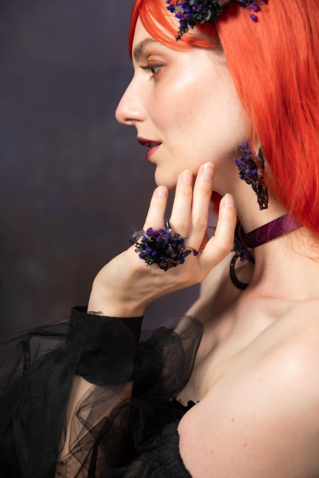 Purple Flower Ring: Gothic Wedding Jewelry, Adjustable Boho Ring – handmade floral hair accessory by magaela