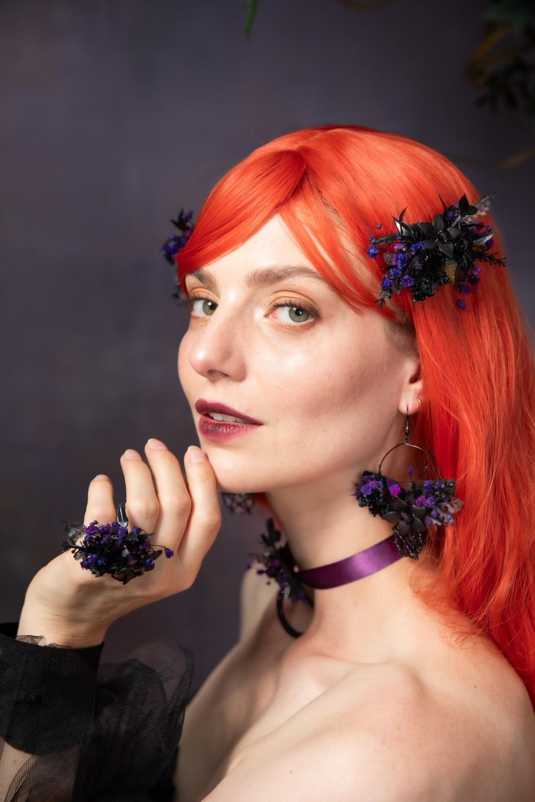 Purple Flower Ring: Gothic Wedding Jewelry, Adjustable Boho Ring – handmade floral hair accessory by magaela