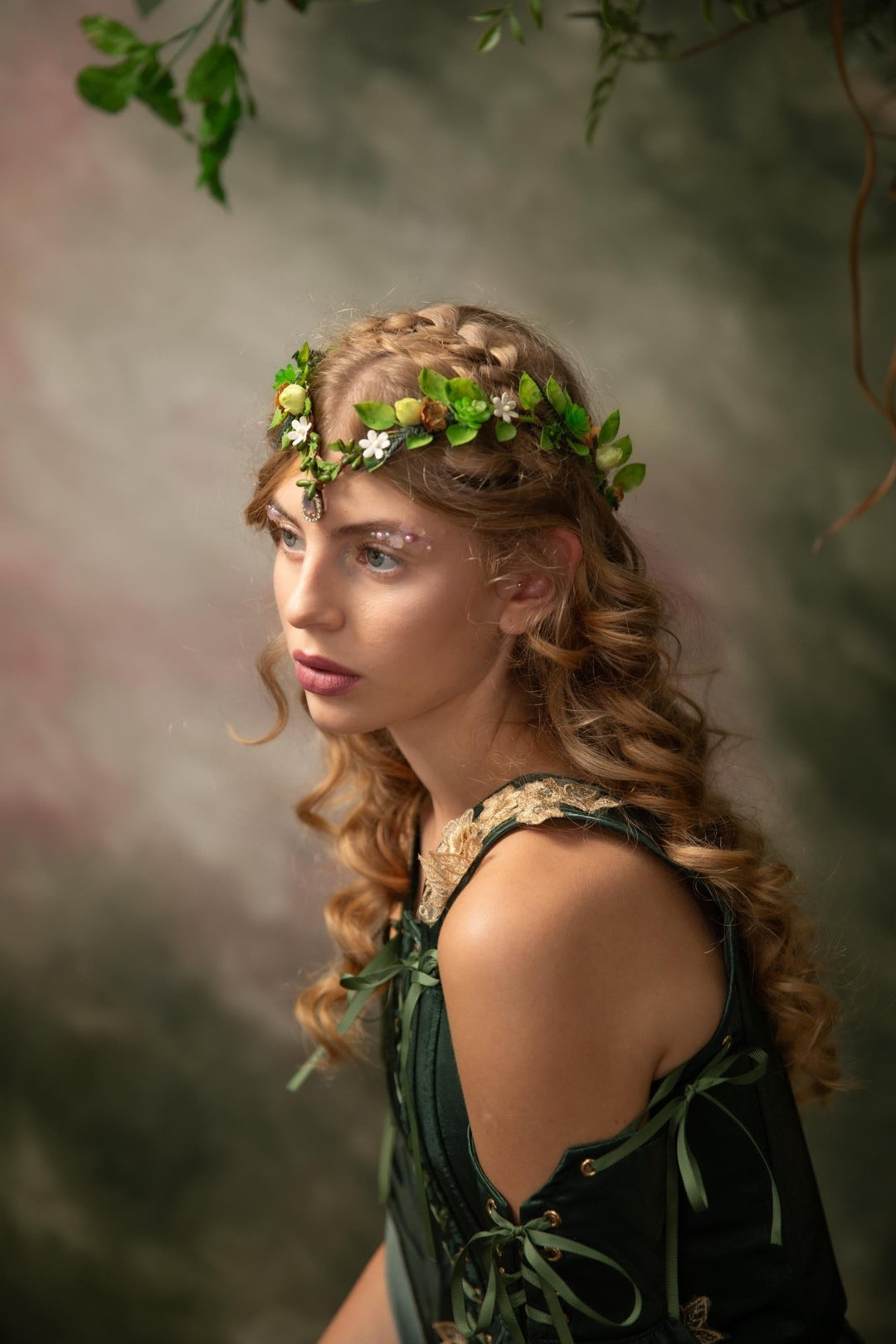 Green Elven Tiara: Succulent Fairytale Crown – handmade floral hair accessory by magaela