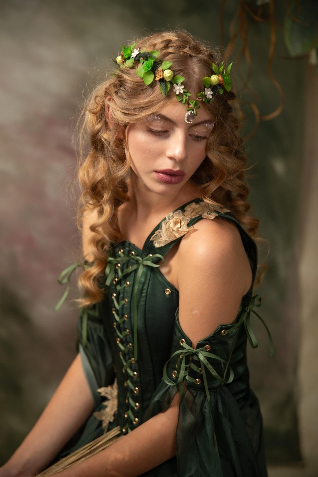 Green Elven Tiara: Succulent Fairytale Crown – handmade floral hair accessory by magaela