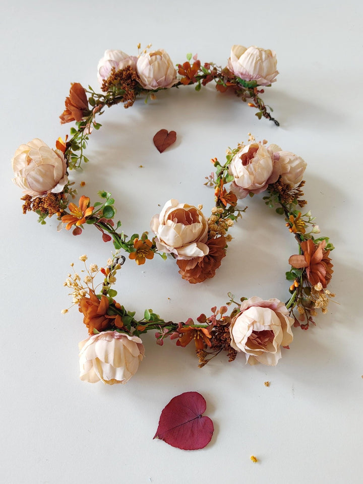 Terracotta Flower Hair Garland: Shapeable Bridal Headpiece – handmade floral hair accessory by magaela