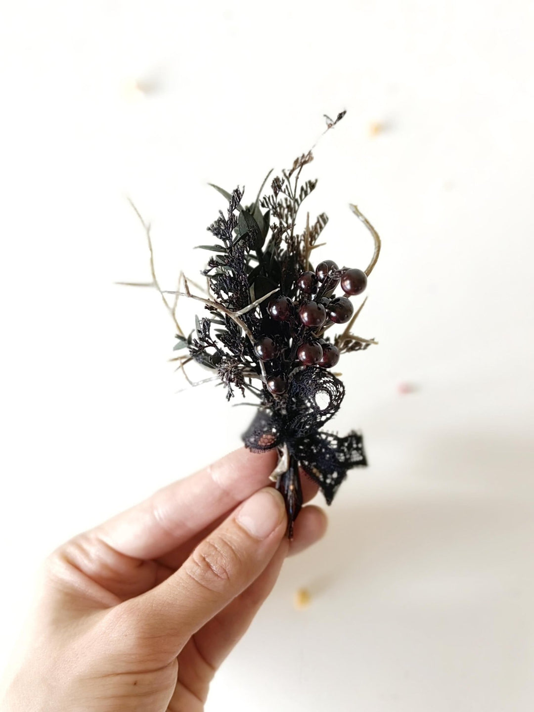 Gothic Wedding Boutonniere: Black Berries & Eucalyptus Corsage – handmade floral hair accessory by magaela