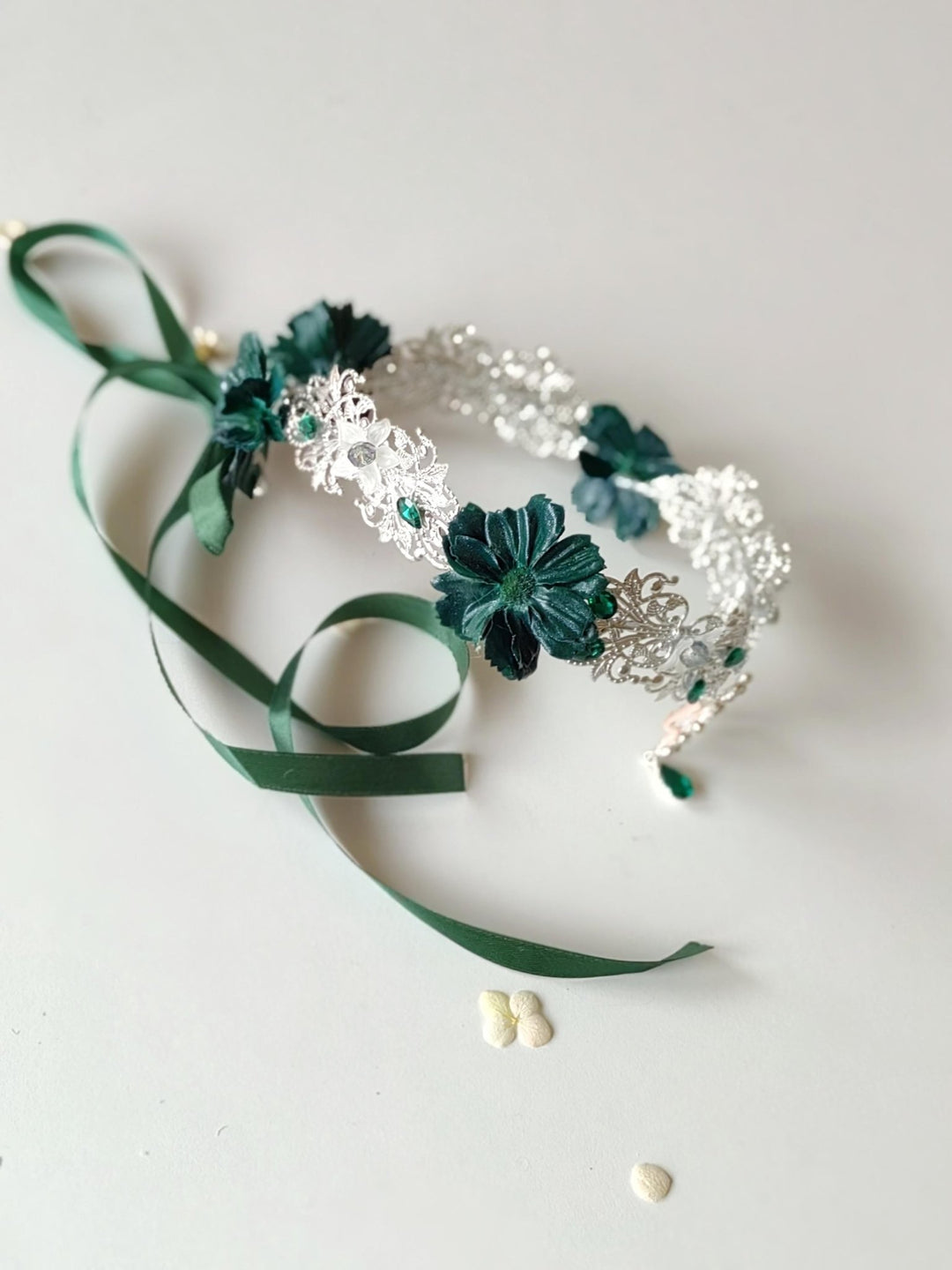 Emerald Crystal Elven Crown: Silver Bridal Headpiece, Fantasy Tiara – handmade floral hair accessory by magaela