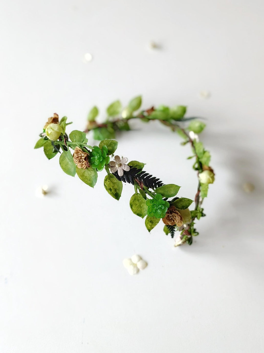 Green Elven Tiara: Succulent Fairytale Crown – handmade floral hair accessory by magaela