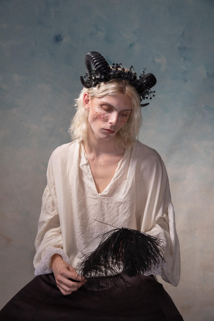 Black Horns Crown: Gothic Wedding Headpiece, Pagan Headband – handmade floral hair accessory by magaela