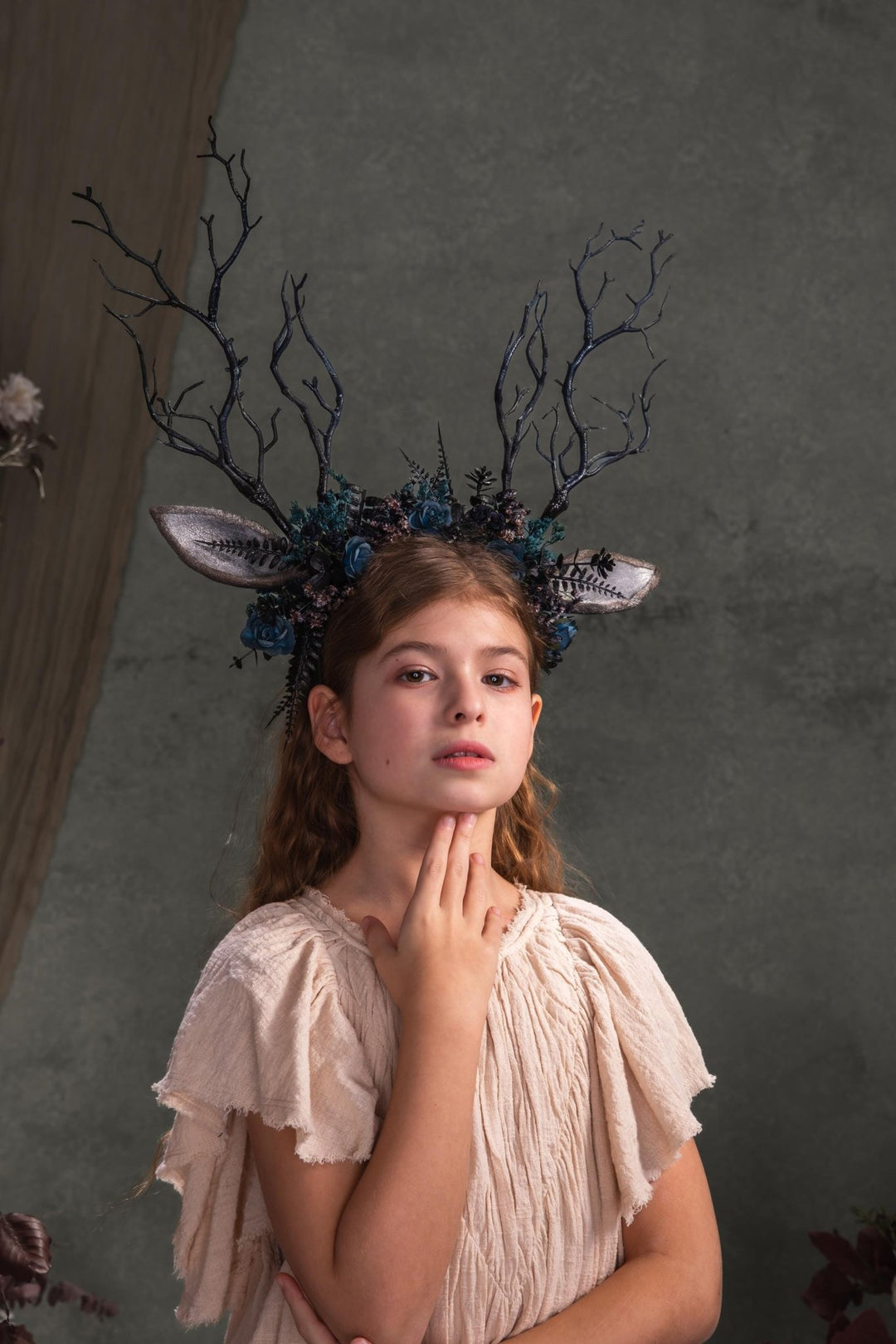 Black Antler Crown Headband: Pagan Festival Headpiece – handmade floral hair accessory by magaela