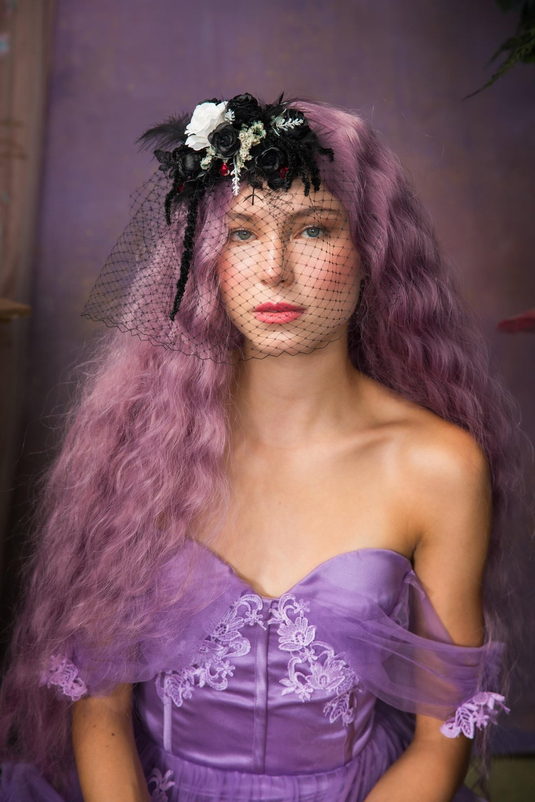 Gothic Wedding Fascinator: Black & White Rose Hair Clip with Birdcage Veil – handmade floral hair accessory by magaela