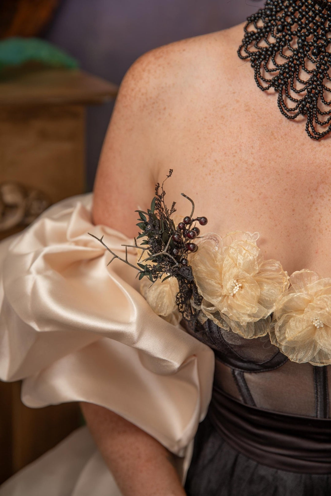 Gothic Wedding Boutonniere: Black Berries & Eucalyptus Corsage – handmade floral hair accessory by magaela