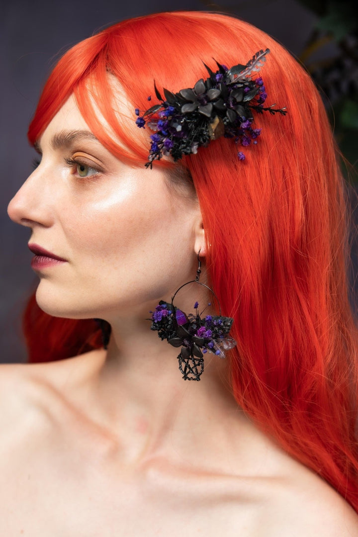 Halloween Flower Earrings: Gothic Pentagram Circle Earrings – handmade floral hair accessory by magaela