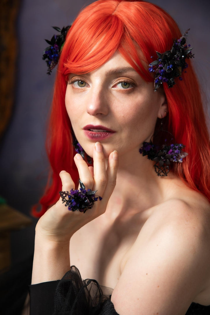 Purple Flower Ring: Gothic Wedding Jewelry, Adjustable Boho Ring – handmade floral hair accessory by magaela