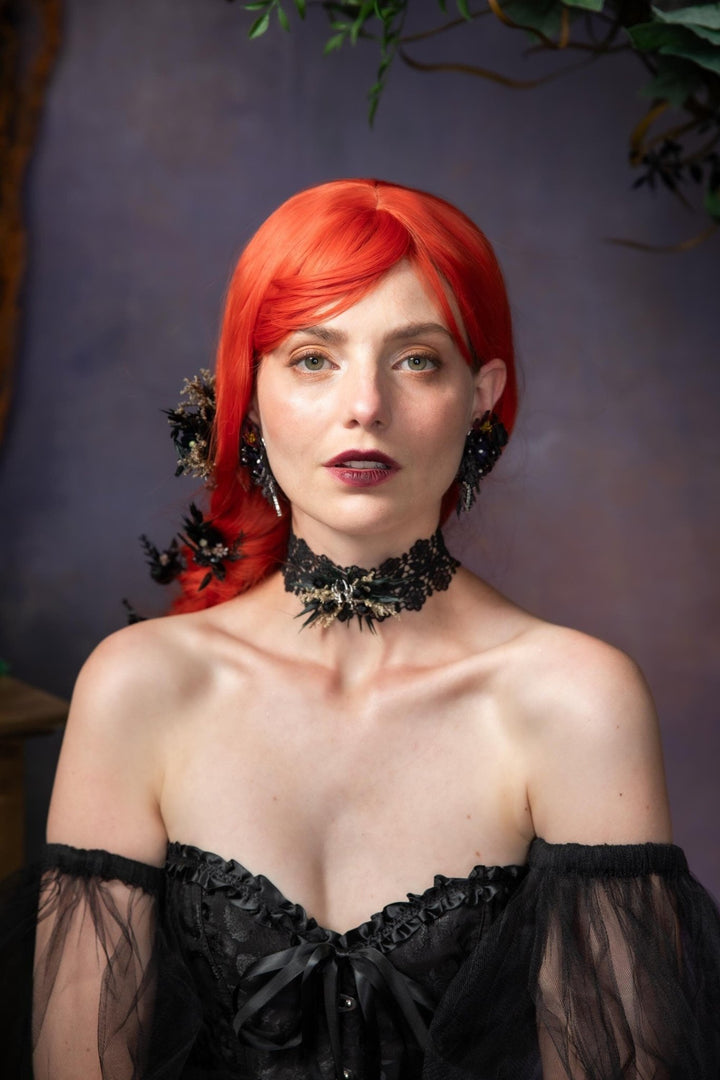 Gothic Lace Choker Necklace: Halloween Spider Beaded Jewelry – handmade floral hair accessory by magaela