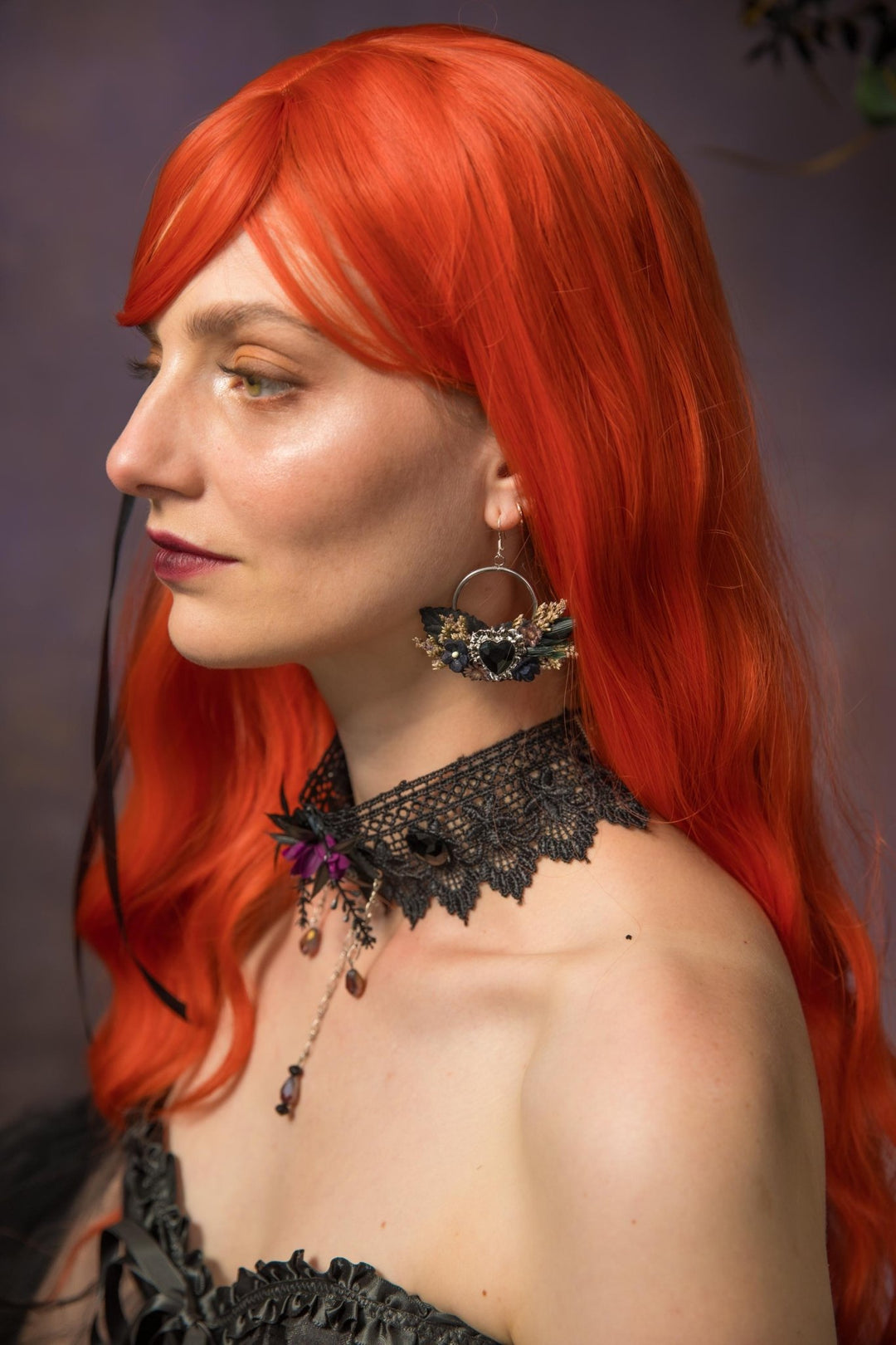 Halloween Flower Earrings: Gothic Violet & Black Heart Jewelry – handmade floral hair accessory by magaela