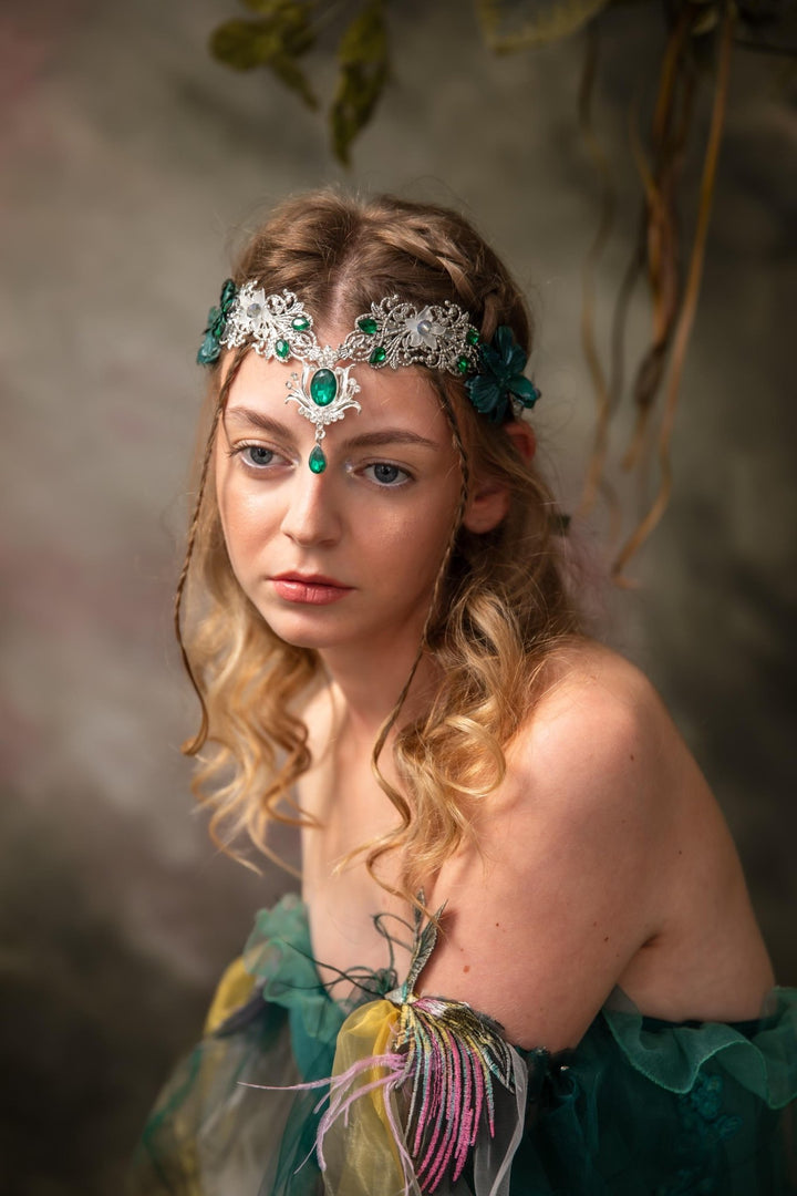Emerald Crystal Elven Crown: Silver Bridal Headpiece, Fantasy Tiara – handmade floral hair accessory by magaela