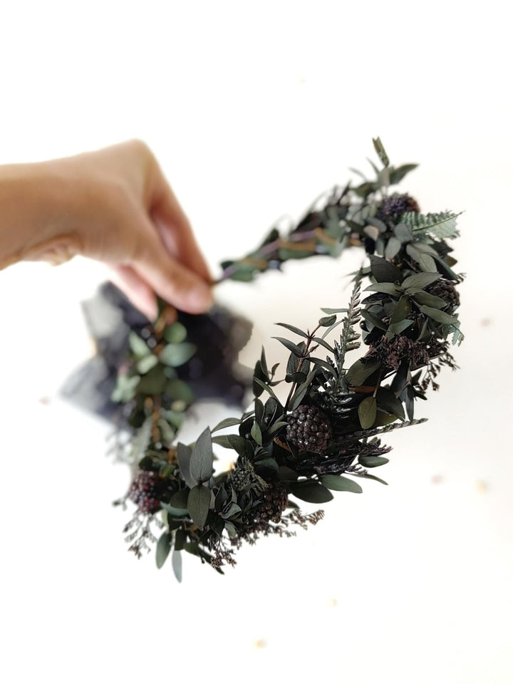 Gothic Black Flower Crown: Halloween Wedding Hair Wreath – handmade floral hair accessory by magaela