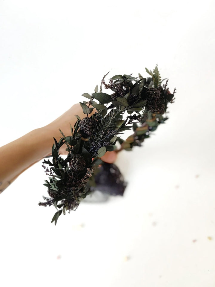 Gothic Black Flower Crown: Halloween Wedding Hair Wreath – handmade floral hair accessory by magaela