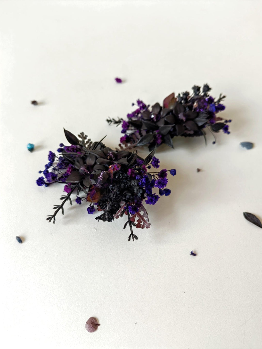 Black Flower Hair Clip: Gothic Wedding, Halloween Jewelry – handmade floral hair accessory by magaela